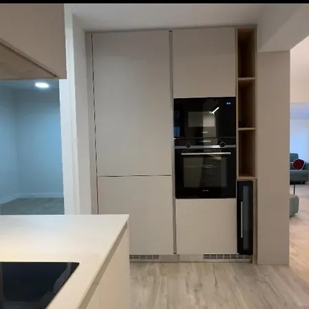 Βίλα Casa Del Mare By The With A Private Pool And A Μαρμπέλλα